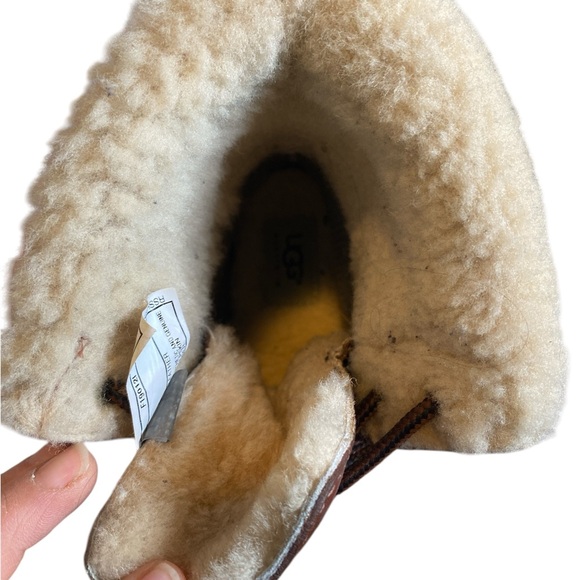 UGG Boys Brown and Black Winter‎ Boots, Boys Waterproof Boots Size 2 - Picture 8 of 12